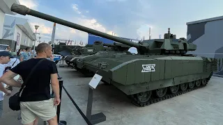 Танк Армата и БМП Бумеранг на форуме Армия России 2023