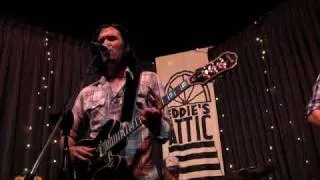 Joshua James - " In the middle" - Eddie's Attic,  Atlanta,  Nov. 3, 2009