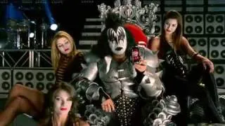 Dr. Pepper: Dr. Love (GENE SIMMONS)