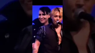 Marilyn Manson Kissing Johnny Depp #shorts #johnnydepp #kiss #kissing #marilynmanson #bromance