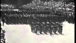 Bersaglieri del 3° Reggimento sfilano alla parata del 2 Giugno 1967 a Roma
