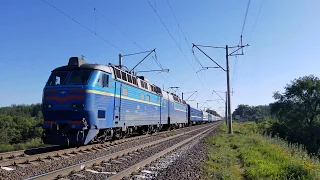 🇺🇦"З Днем Незалежності"🇺🇦 Електровоз ЧС8-012 з поїздом EN 223 "Оберіг" Київ-Одеса