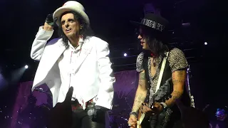 "Schools Out" Alice Cooper@York PA Fair 9/7/18