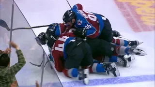 Avalanche pile on Landeskog after empty-net clincher