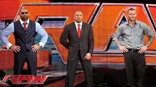 The Shield issues an ultimatum: Raw, April 21, 2014