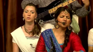 Vrajavadhus Kirtan Team Performing at ISKCON Vrindavan 40th Anniversary | Chanting of Mahamantra