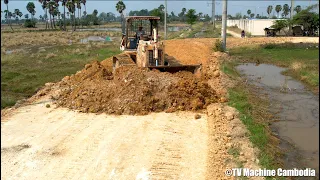 Extreme Operator Skills KOMATSU Dozer D60P Pushing And Grading Soil Building Foundation Road