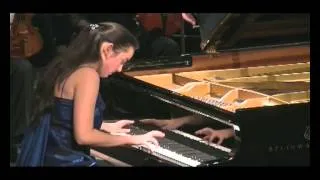Felicia Doni plays Robert Schumann Piano Concerto in A minor, Op.54