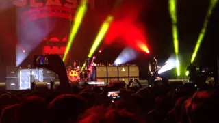 Slash feat. Myles Kennedy & The Conspirators - World On Fire - Live @ Assago Milano Summer Festival