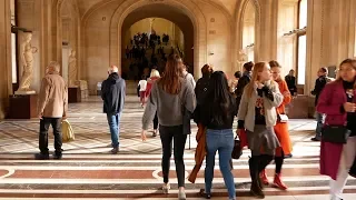 Louvre Museum Walking Tour