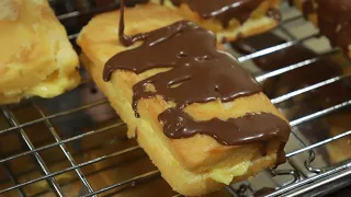 5 Minute 4 Ingredient Mini Boston Cream Cakes!! Super Easy Dessert!