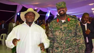 Teacher Mpamire Museveni praises Gen Muhoozi, says Kyagulanyi has no vision. Muhoozi salutes him