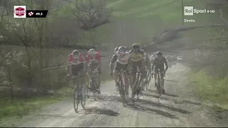 Ciclismo - Strade Bianche 2021 - Impresa di Van der Poel