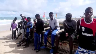 Senegal fishing town mourns scores lost on migrant boat