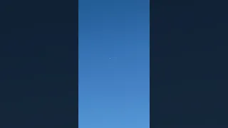 Bad video but a Hawker Hunter flew over my house.