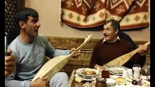 Dombura Azerbaycan türküsü