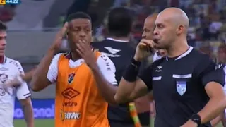 BRIGA NO FLAxFLU! Felipe Melo é expulso e jogadores trocam agressões