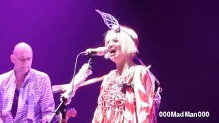 Sia - The Fight - HD Live at Olympia, Paris (18 May 2010)