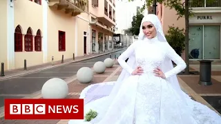 Beirut: The bride being photographed in wedding dress as blast hit - BBC News