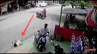 Detik detik anak kecil ketabrak motor