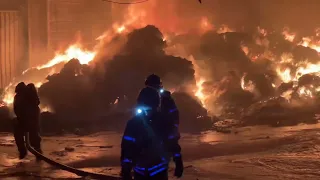 150 Feuerwehrleute im Einsatz bei Brand in der Fa. Loacker in Lustenau