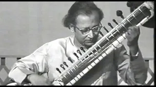 Pt.  Nikhil Banerjee - Raga Desh, Tabla- Pt.  Anindo Chatterjee, Zurich 1976