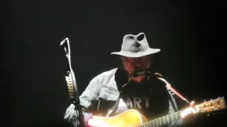 Neil Young Heart Of Gold solo acoustic SSE Arena Belfast 07 06 2016