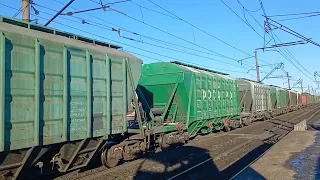 СМЕ ВЛ80с 1065/1937А с грузовым поездом