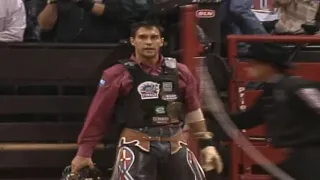 Wildfire bucks Wiley Petersen - 05 PBR Finals