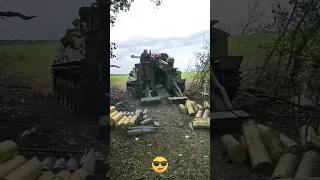 🇷🇺 203-мм гаубицы "Гиацинт-б" ведёт огонь по позициям ВСУ на Соледарском направлении