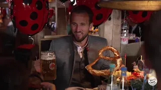 Bayern players having fun "in moderation" at Oktoberfest