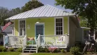 How To Choose Exterior Paint Colors | Seaside Design | Coastal Living