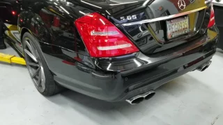 Mercedes S65 AMG with Downpipes / cut out