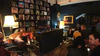 Livingroom Session with Chez Damier