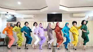 AKU JATUH CINTA - Line Dance // Beginner // Lisa Kaeng (INA) & Dwi Astuti (INA) // Camelia LD