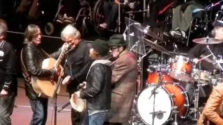 Neil Young, Eddie Vedder,et al - Rockin' in the free world @ Bridge