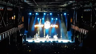 STRAY CATS - Three Time's A Charm - 40th Anniversary - live at the Palladium, Cologne, Germany 2019