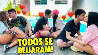 TODOS TIVERAM QUE SE BEIJAR NESSE VÍDEO! VERDADE OU CONSEQUÊNCIA! (Ft.Luiza, Peixinho, Ingrid, Vivi)