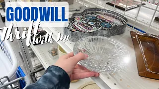 LOADING UP My Goodwill Cart | Thrift With Me | Reselling