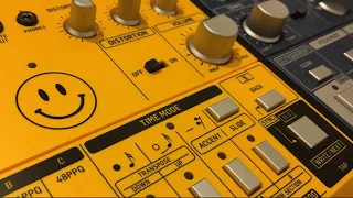 Behringer TD-3-AM - Acid Sky