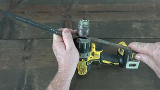 EASY DEWALT CHUCK REPLACEMENT WITH NO SET SCREW.