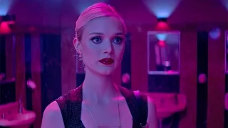 The Neon Demon new clip official - 3 of 3