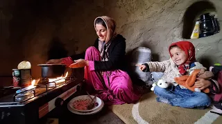 Shadi Zari and Shiva by installing a gas stove in the cave and cooking on it