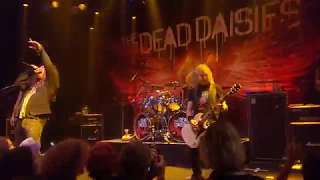 DEAD DAISIES - What Goes Around : Holland, Zoetermeer, Boerderij - November 28, 2018