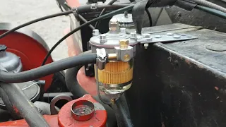 Triumph Herald 13/60 with electric fuel pump and a pressure regulator