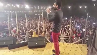 Bilal Saeed  telling about her wife concert in multan girls collage