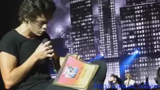 Harry Styles - Some of best moments on stage - Part 2