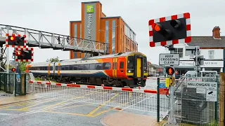 Grimsby Wellowgate Level Crossing, Lincolnshire