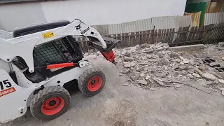 Убил Bobcat. На 1-й же заявки с гидромолотом .