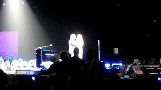 Josh Groban sings prayer duet with  fan.AVI